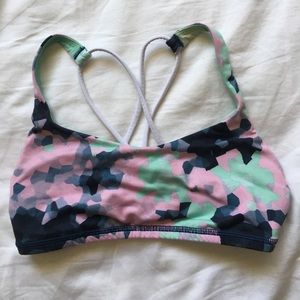 Lululemon free to be sports bra 4 clouded dreams